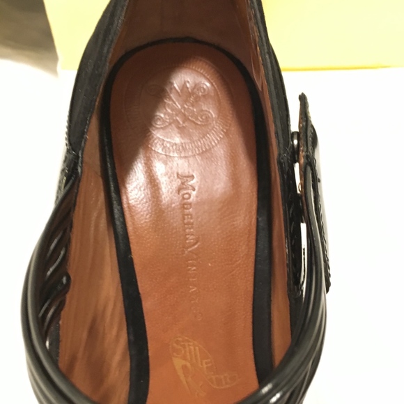 Modern Vintage Edwiges Art-Deco Black Suede Pumps - Picture 6 of 8